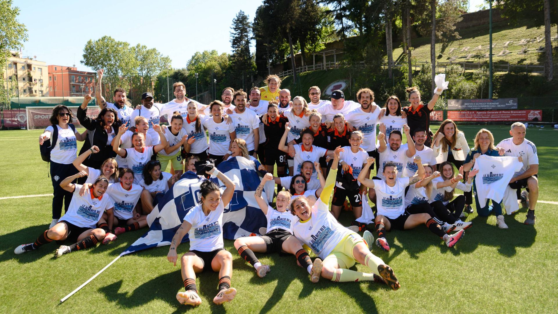 Il Como 1907 femminile vince la Serie B e vola in Serie A Women - Como 1907